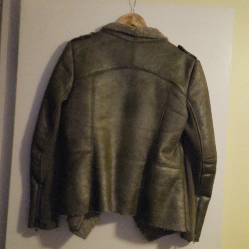 Jacket - Picture 2 of 2